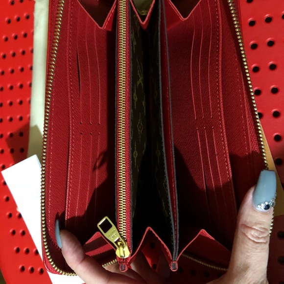 Sold 🎈🎈 - Picture 3 of 8